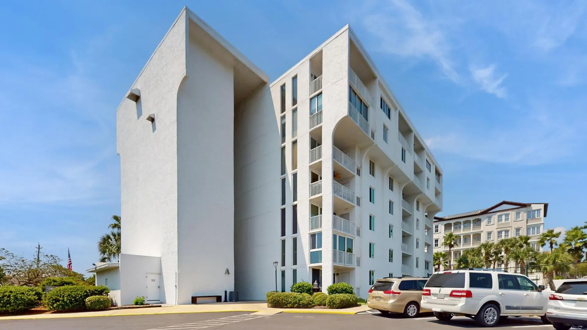 Dolphin Point 702A Apartment Destin