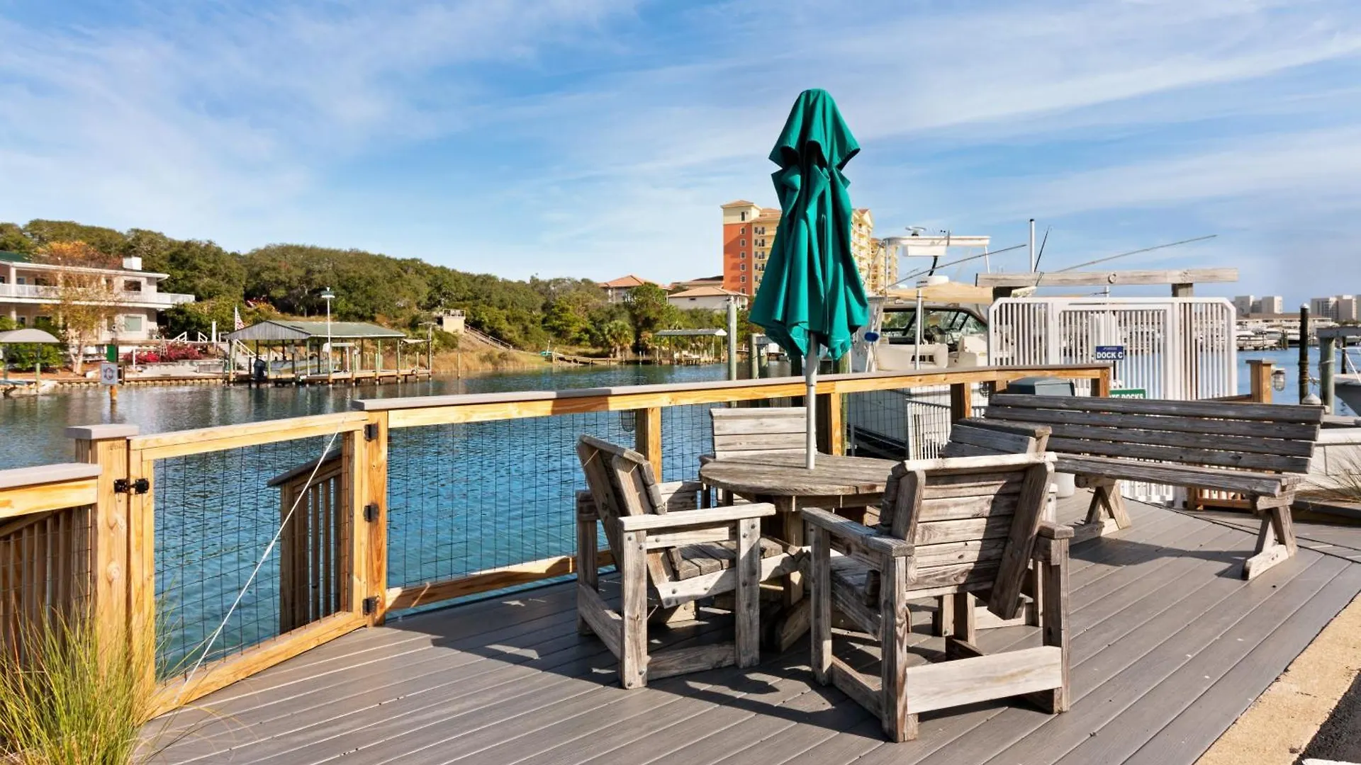 Dolphin Point 702A Apartment Destin