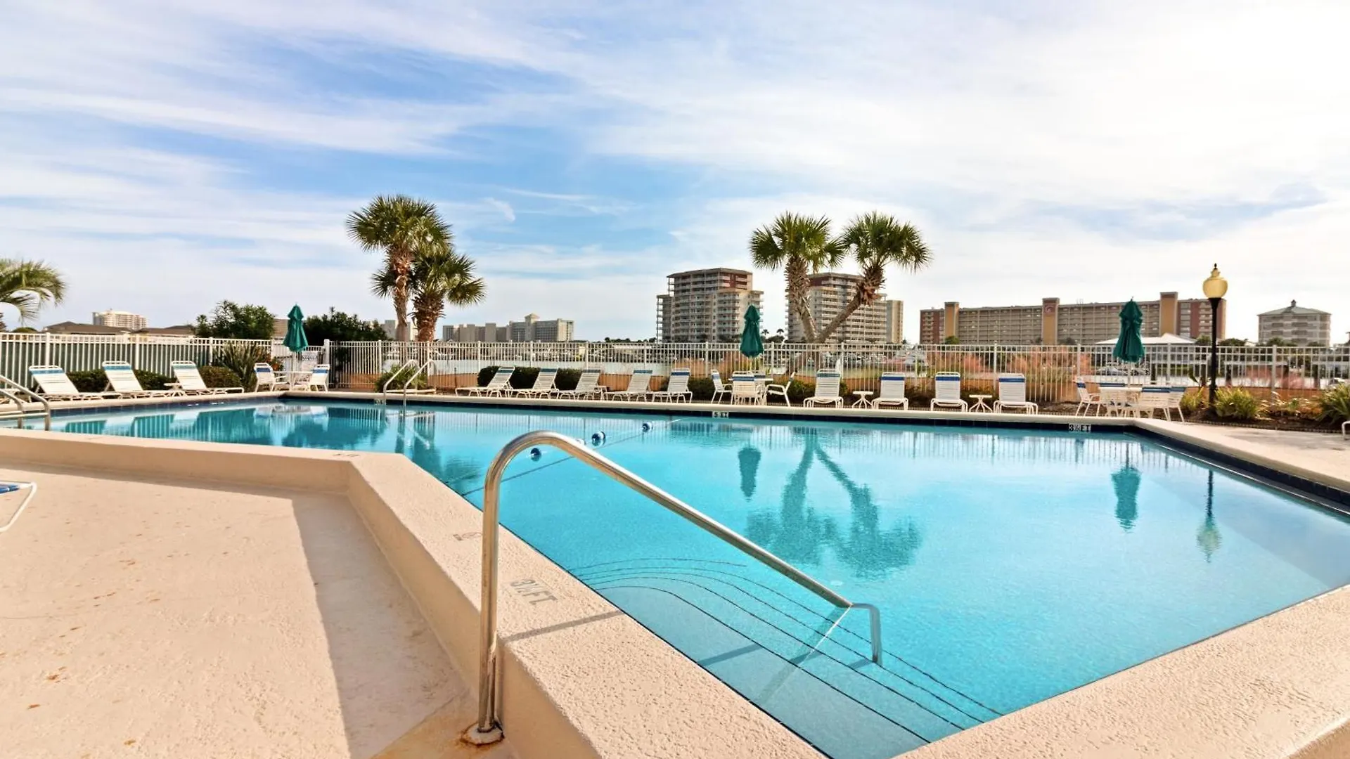 Dolphin Point 702A Apartment Destin